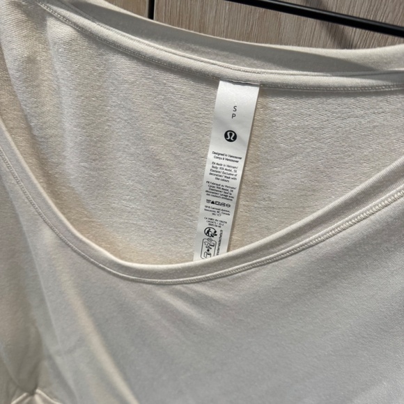 Lululemon BeCalm Scoop-Neck Pullover - Picture 3 of 3